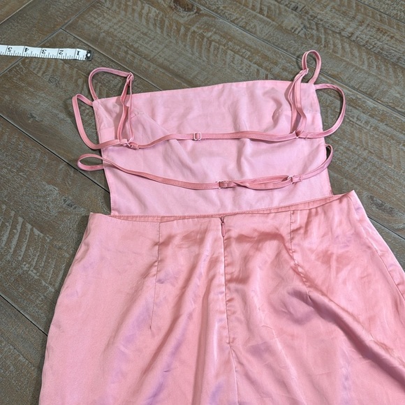 superdown
sienna strappy back dress color: dusty rose - Picture 13 of 13